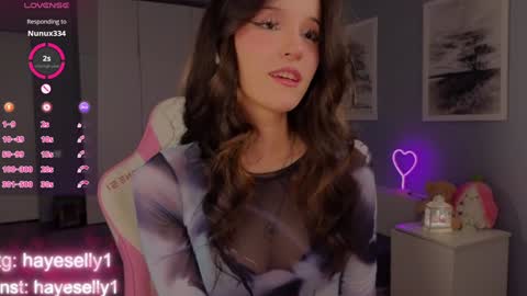 Snapshot of ella_hayes chatting on 01.04.25 Ella NEXT STREAM 1TH DECEMBER 1200 - 0800 AM AT MOSCOW TIME online show from 01.04.25