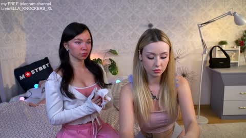 Snapshot of ella_knockers_xl chatting on 12.08.24 Ella      NEXT STREAM 21 november online show from 12.08.24