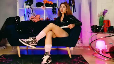 ella_kross online show from 07.16.26