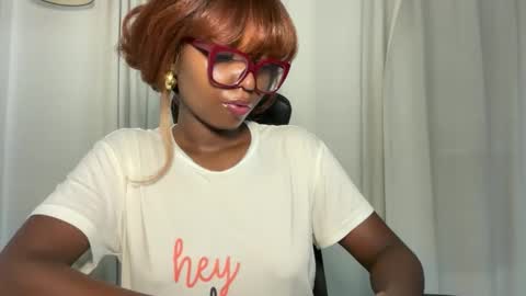 Ella online show from 04.10.26