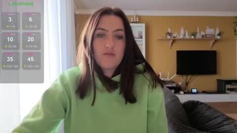 Snapshot of ella_max_live chatting on 03.23.26 Ella Max online show from 03.23.26