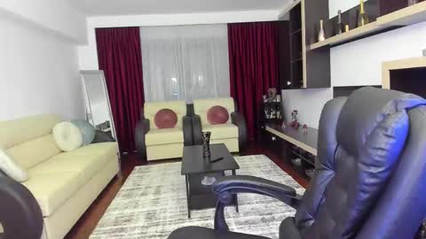 Ella online show from 02.14.26