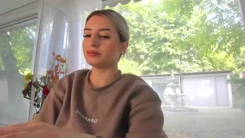 ella_vee online show from 05.14.26