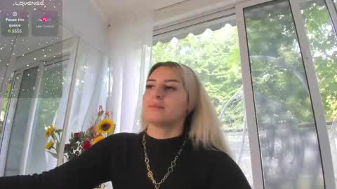 ella_vee online show from 06.02.26
