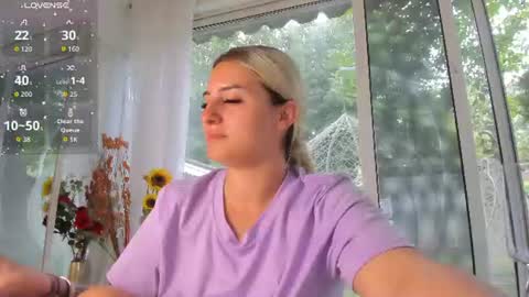 ella_vee online show from 06.23.26