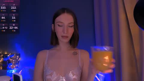 ellaamber online show from 02.13.25