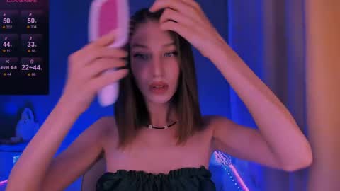 ellaamber online show from 05.02.26