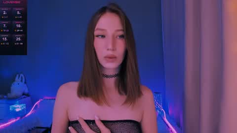 ellaamber online show from 08.08.26