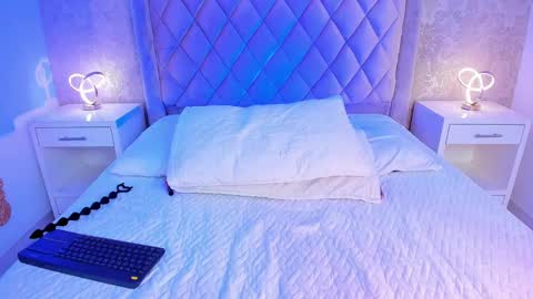 Ellaa Muller online show from 12.03.24