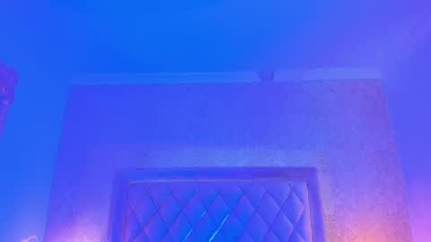 Ellaa Muller online show from 12.18.24