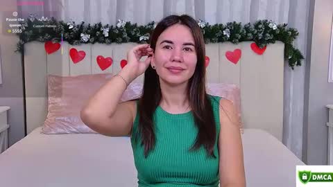 Snapshot of ellaander chatting on 09.24.25 Ella online show from 09.24.25