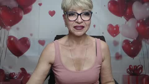 Snapshot of ellabonito chatting on 05.14.26 EllaBonito online show from 05.14.26