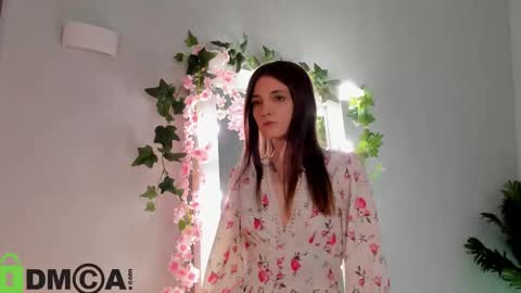 Sweet Ella online show from 02.25.26