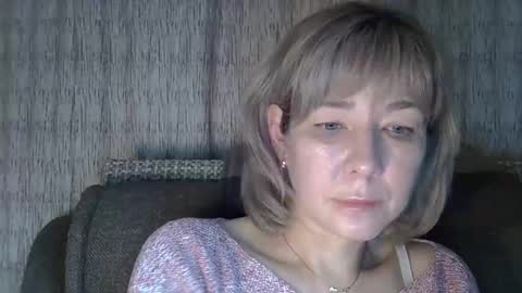 Snapshot of ellajohnsonx chatting on 12.20.24 ellajohnsonx online show from 12.20.24