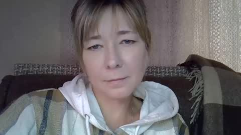 Snapshot of ellajohnsonx chatting on 09.27.25 ellajohnsonx online show from 09.27.25