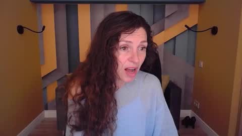 EllaLongs online show from 05.31.26