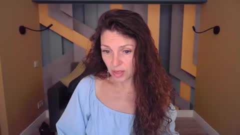EllaLongs online show from 07.05.26
