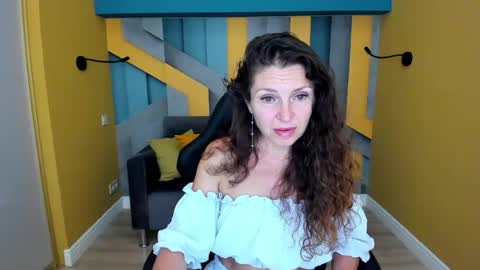 EllaLongs online show from 07.28.26