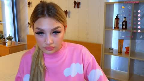 ellamilla online show from 12.25.24