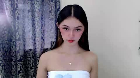 Snapshot of ellamiller69 chatting on 09.15.25 ELLA online show from 09.15.25