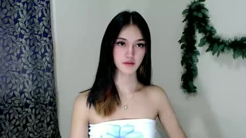 Snapshot of ellamiller69 chatting on 09.25.25 ELLA online show from 09.25.25