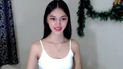 Snapshot of ellamiller69 chatting on 10.10.25 ELLA online show from 10.10.25