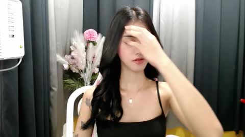 ELLA online show from 04.30.26