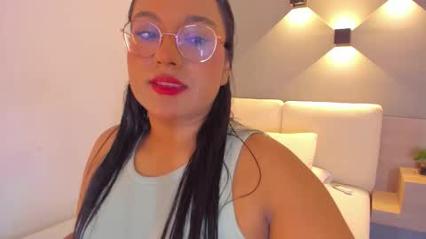 Ella online show from 10.13.25