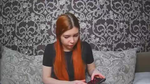 Snapshot of ellanuar chatting on 02.10.26 EllaNuar online show from 02.10.26