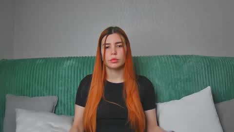 Snapshot of ellanuar chatting on 02.26.26 EllaNuar online show from 02.26.26