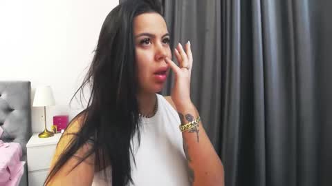 ellasins online show from 01.06.26