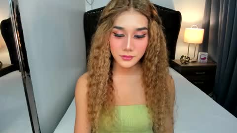 Sophia online show from 12.02.24