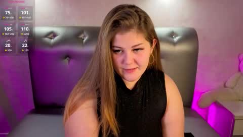 Snapshot of ellaya_ chatting on 12.15.25 Scarlet online show from 12.15.25