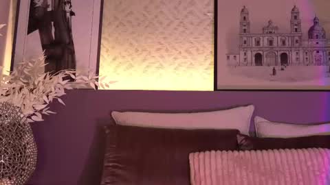 Elle Diane online show from 03.10.25