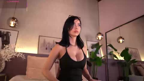 Elle Diane online show from 09.23.25