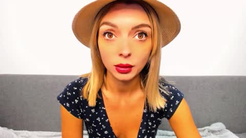 ellen_flow online show from 10.02.25