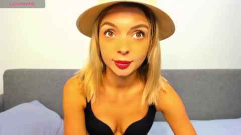 ellen_flow online show from 10.16.25