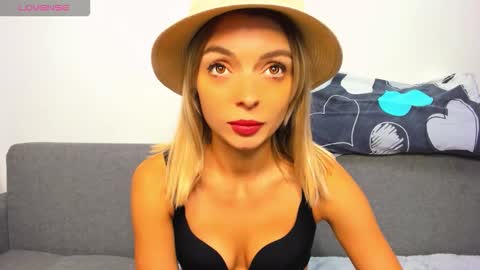 ellen_flow online show from 10.21.25