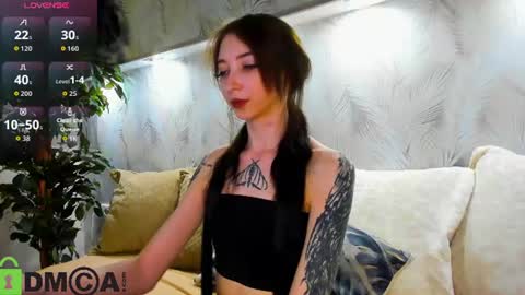 Snapshot of ellen_hops chatting on 06.12.26 Ellen online show from 06.12.26