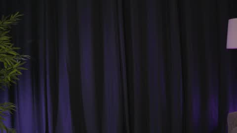 Snapshot of ellenkarter chatting on 11.10.25 EllenKarter online show from 11.10.25