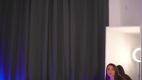 Snapshot of ellenkarter chatting on 12.03.25 EllenKarter online show from 12.03.25