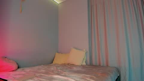 Snapshot of ellenmays chatting on 01.20.25 Ellen online show from 01.20.25