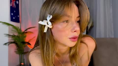 Snapshot of elli_harmon chatting on 12.04.24 Ellie --- Ill see you either on Friday or Saturday and definitely on Sunday online show from 12.04.24