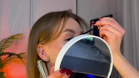 Snapshot of elli_harmon chatting on 01.24.25 Ellie --- Ill see you either on Friday or Saturday and definitely on Sunday online show from 01.24.25