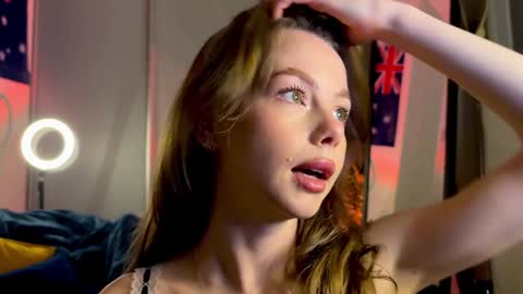 Snapshot of elli_harmon chatting on 01.30.25 Ellie --- Ill see you either on Friday or Saturday and definitely on Sunday online show from 01.30.25