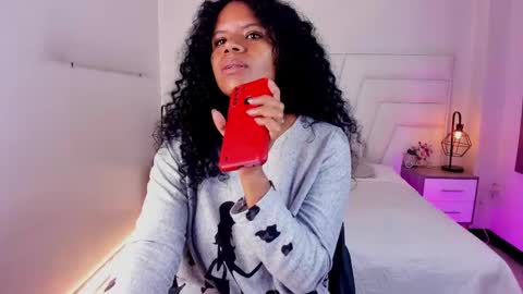  Ellie   online show from 02.25.25