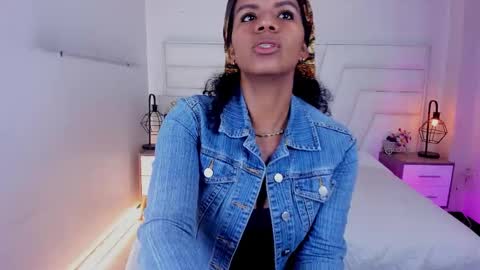  Ellie   online show from 02.26.25