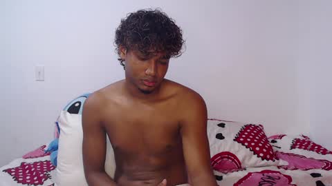 Snapshot of ellie_andy19 chatting on 01.09.25 kev dani online show from 01.09.25