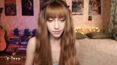 ellie_friendly online show from 12.06.24