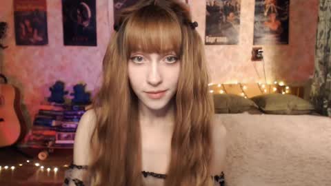ellie_friendly online show from 12.25.24